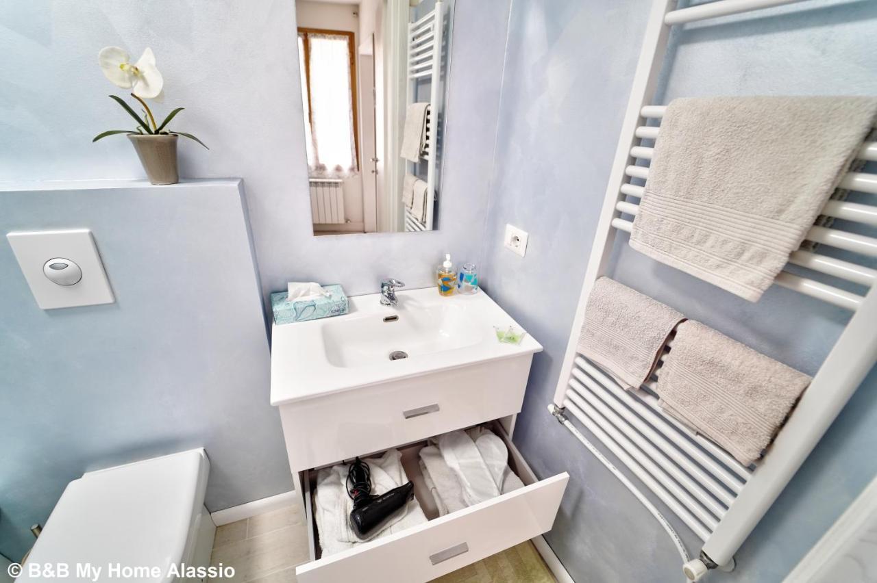 Bed & Breakfast My Home - Alassio Buitenkant foto